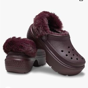 CROCS size 9 lined clog Brand New